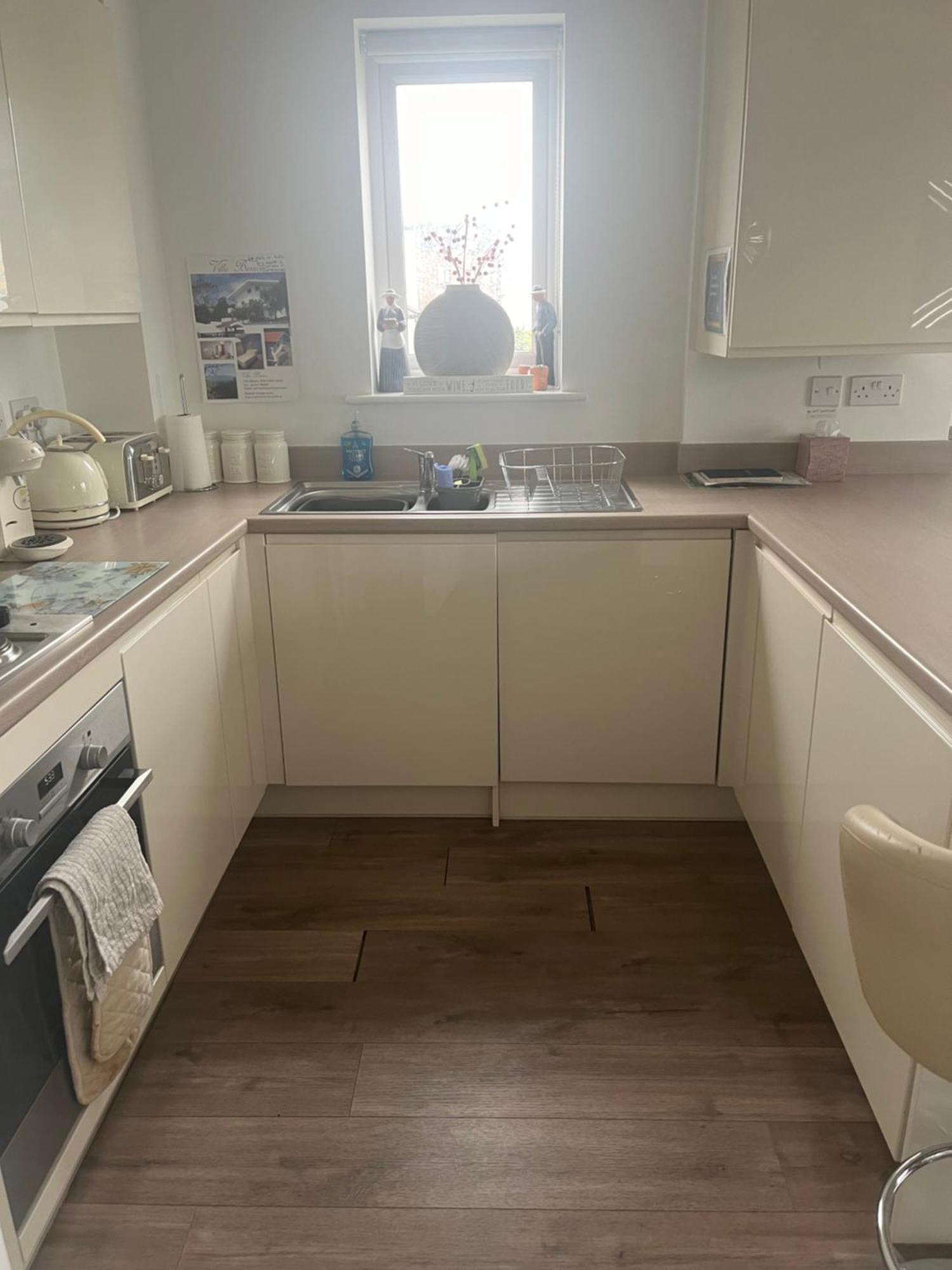 Luxury Riverside 2 Bedroomed Apartment With Balcony Newport  Esterno foto